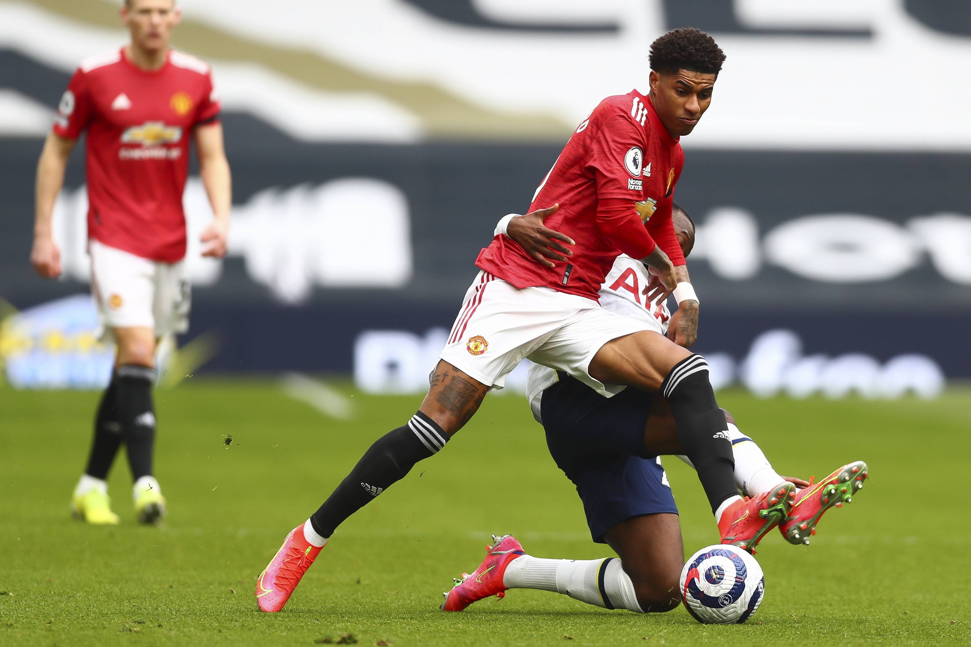 人期待其他 人期待其他